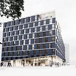 Radisson מלון