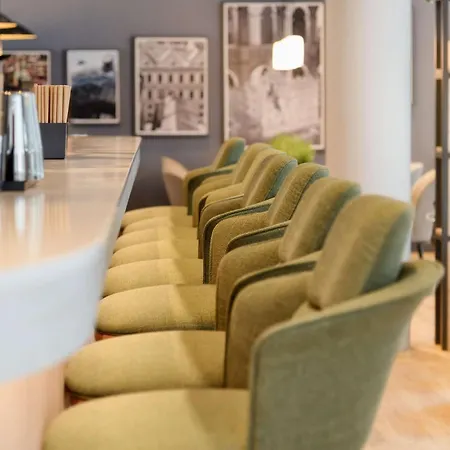 Radisson Hotel 4*