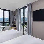 Radisson 4*