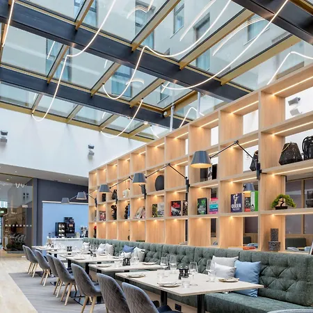 Hotell Radisson 4*