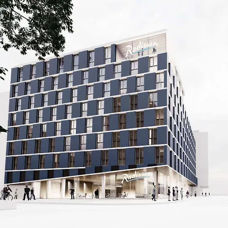 Radisson 酒店